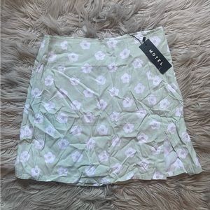 Motel Green Floral Skirt